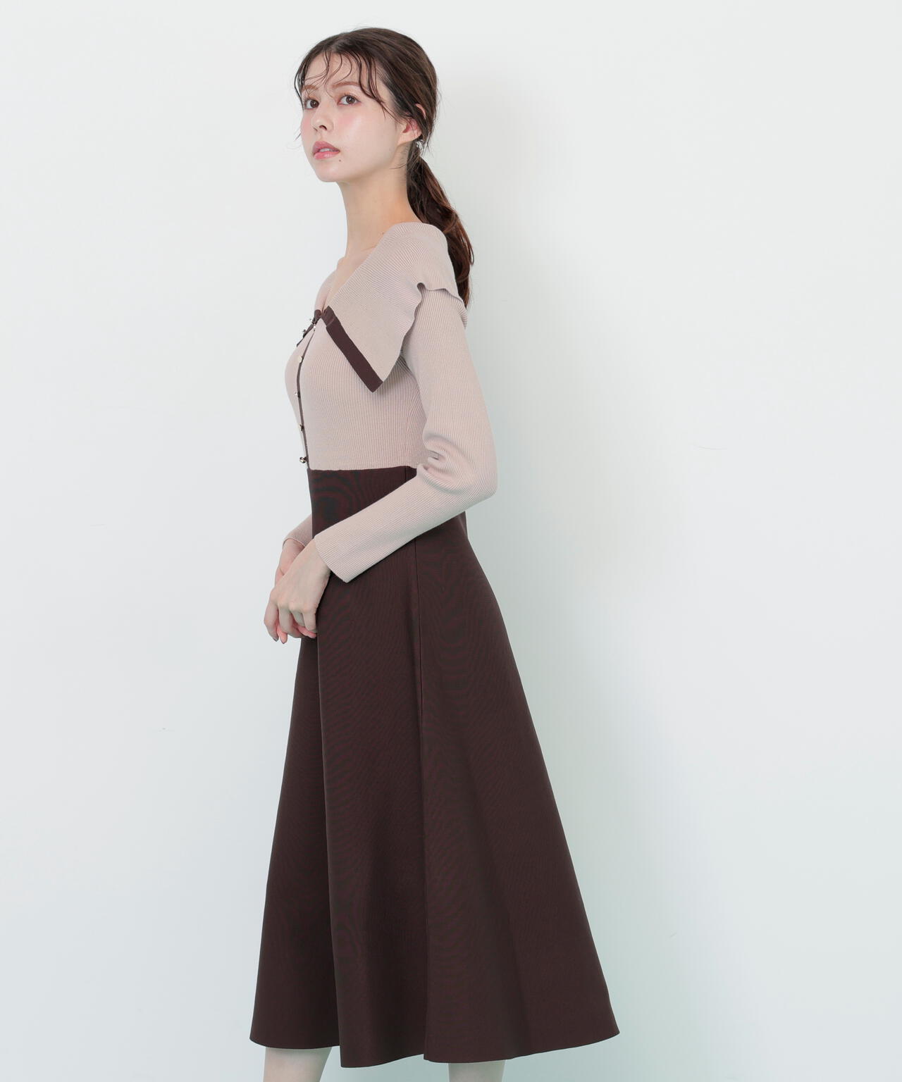 ビッグカラーニットワンピース