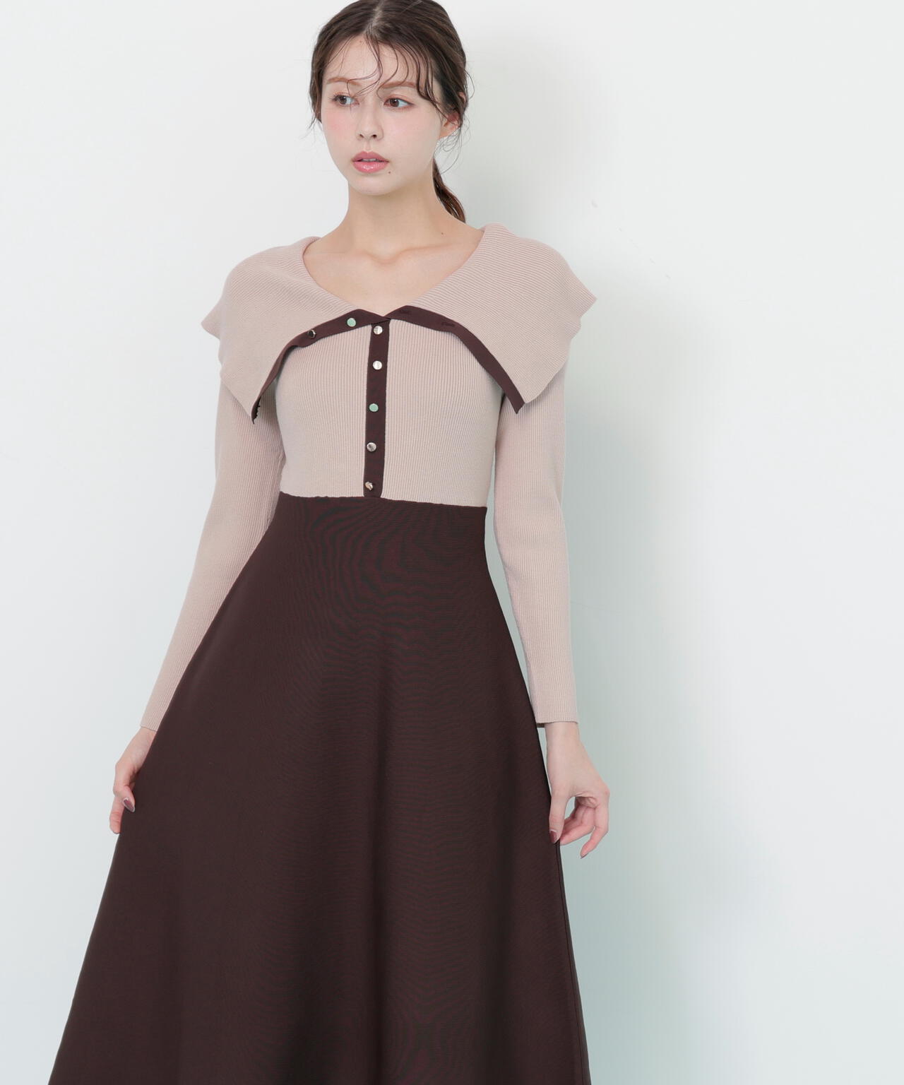 ビッグカラーニットワンピース