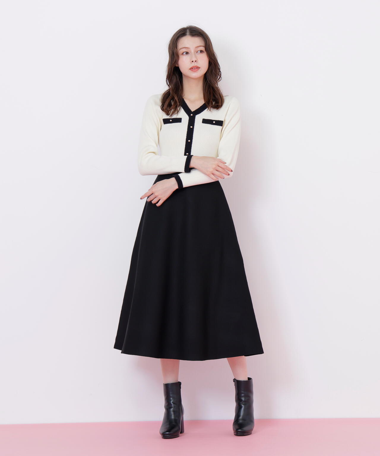 モールヤーントリミングニットワンピース