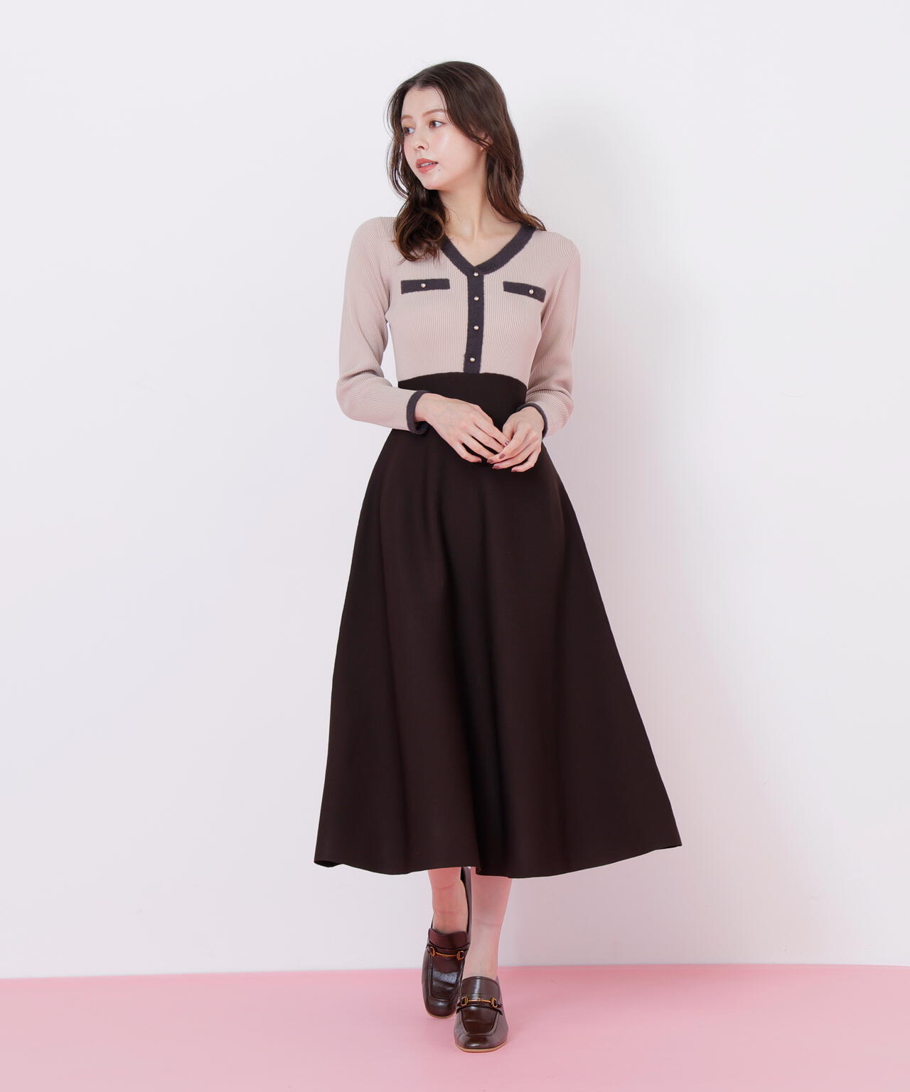 モールヤーントリミングニットワンピース