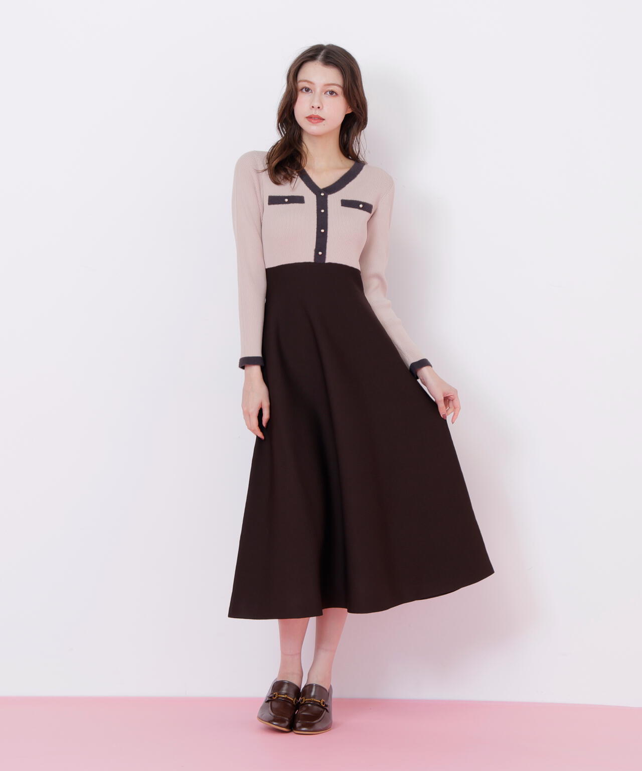 モールヤーントリミングニットワンピース