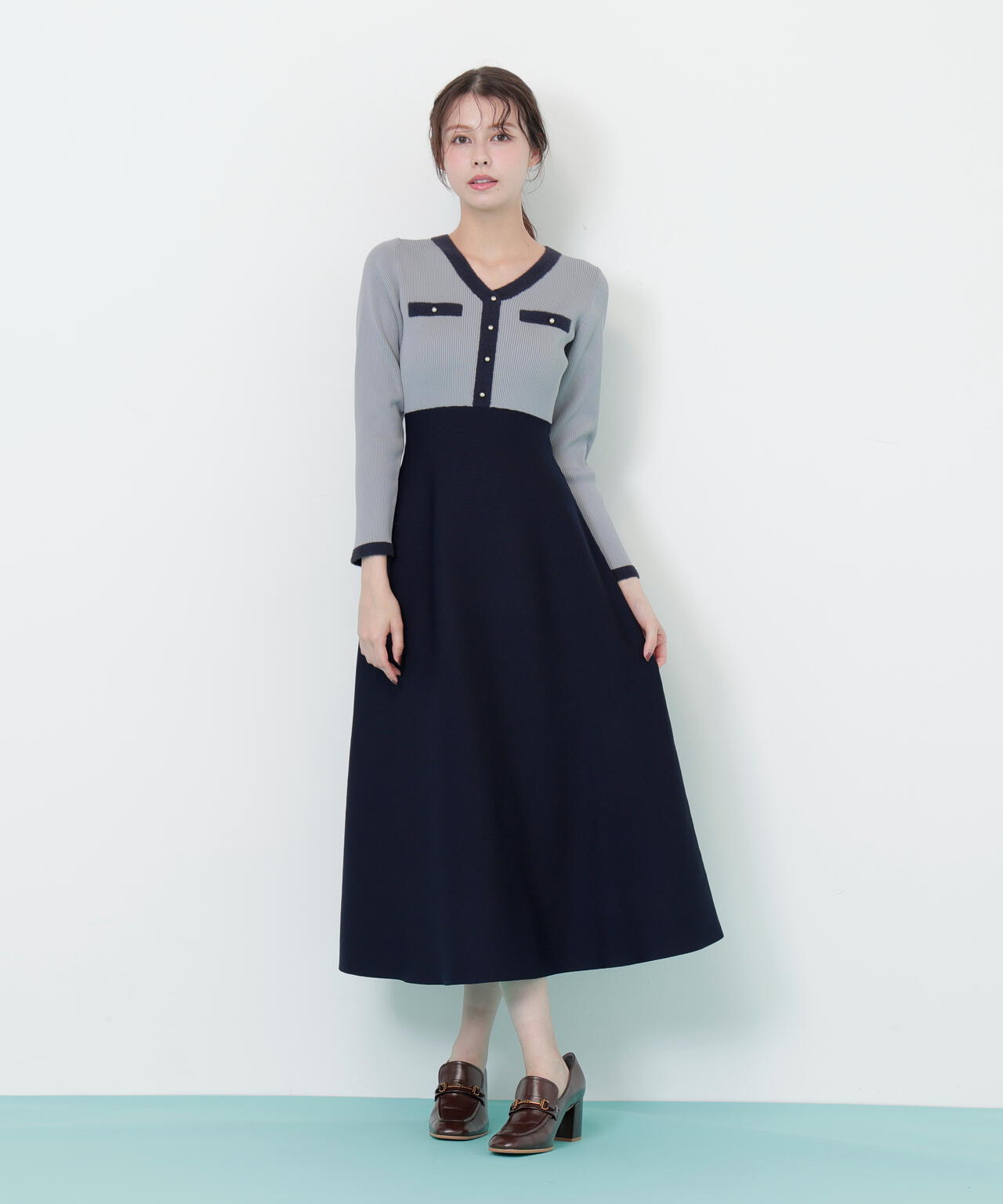 モールヤーントリミングニットワンピース