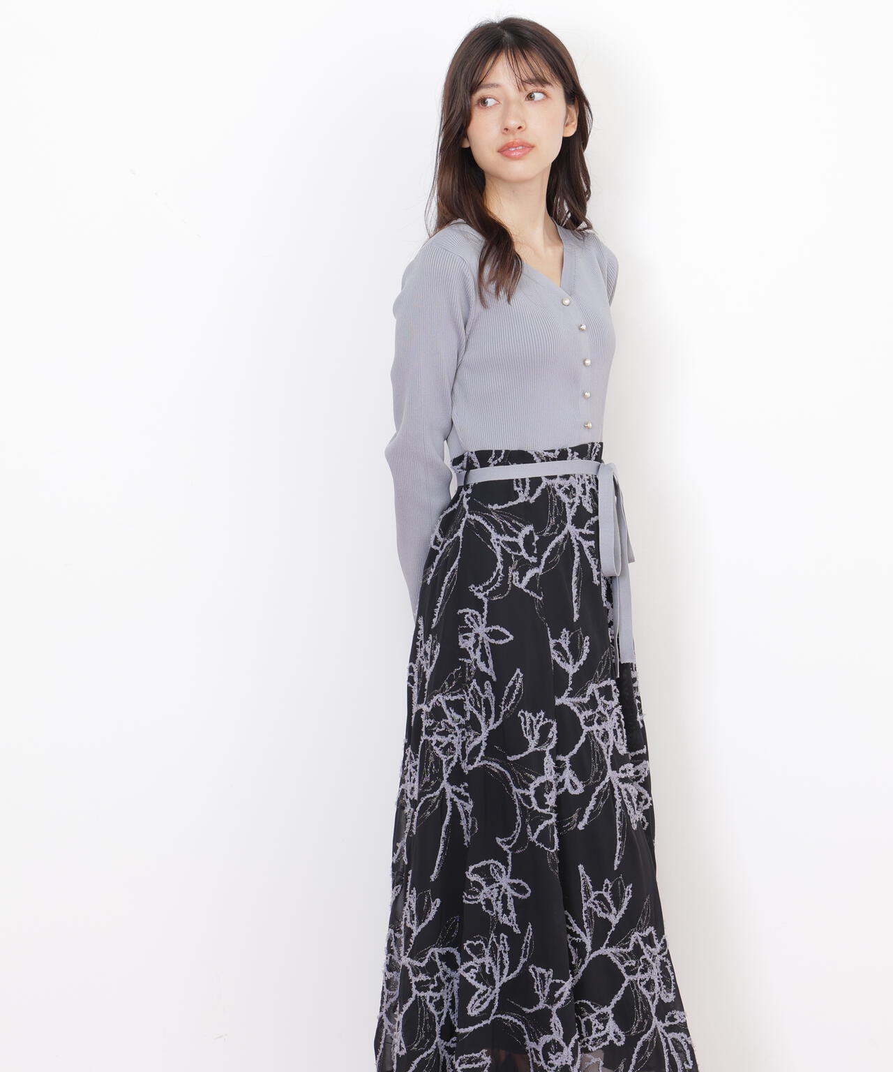 モール刺繍ドッキングニットワンピース