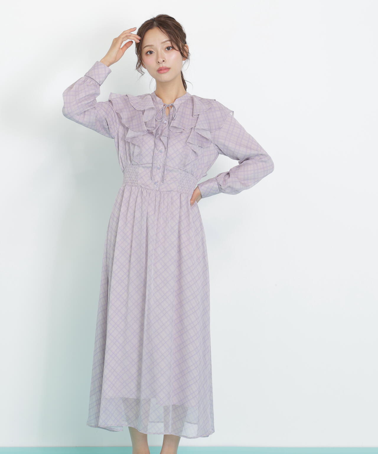 ベロア配色チェックラッフルワンピース