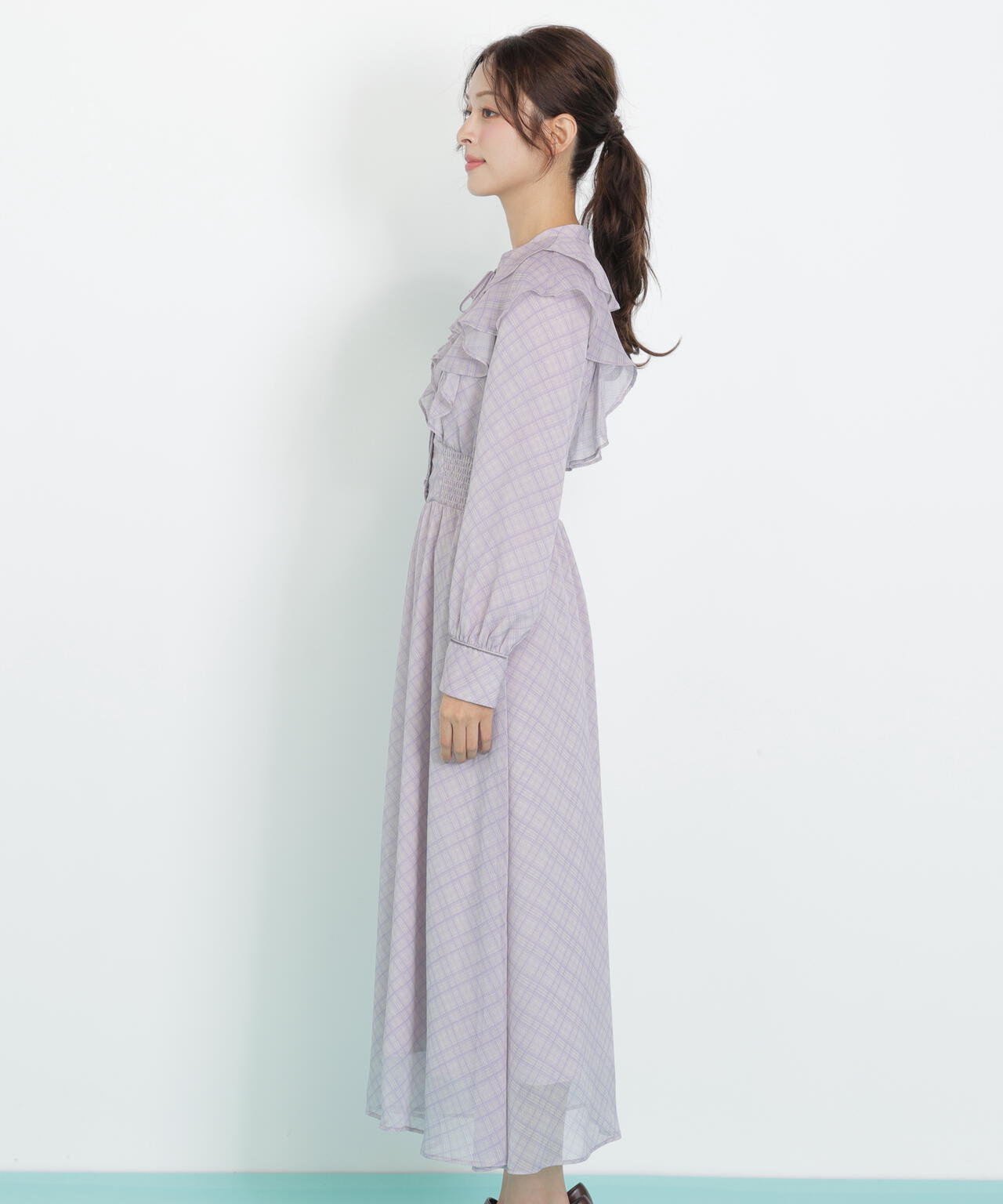 ベロア配色チェックラッフルワンピース