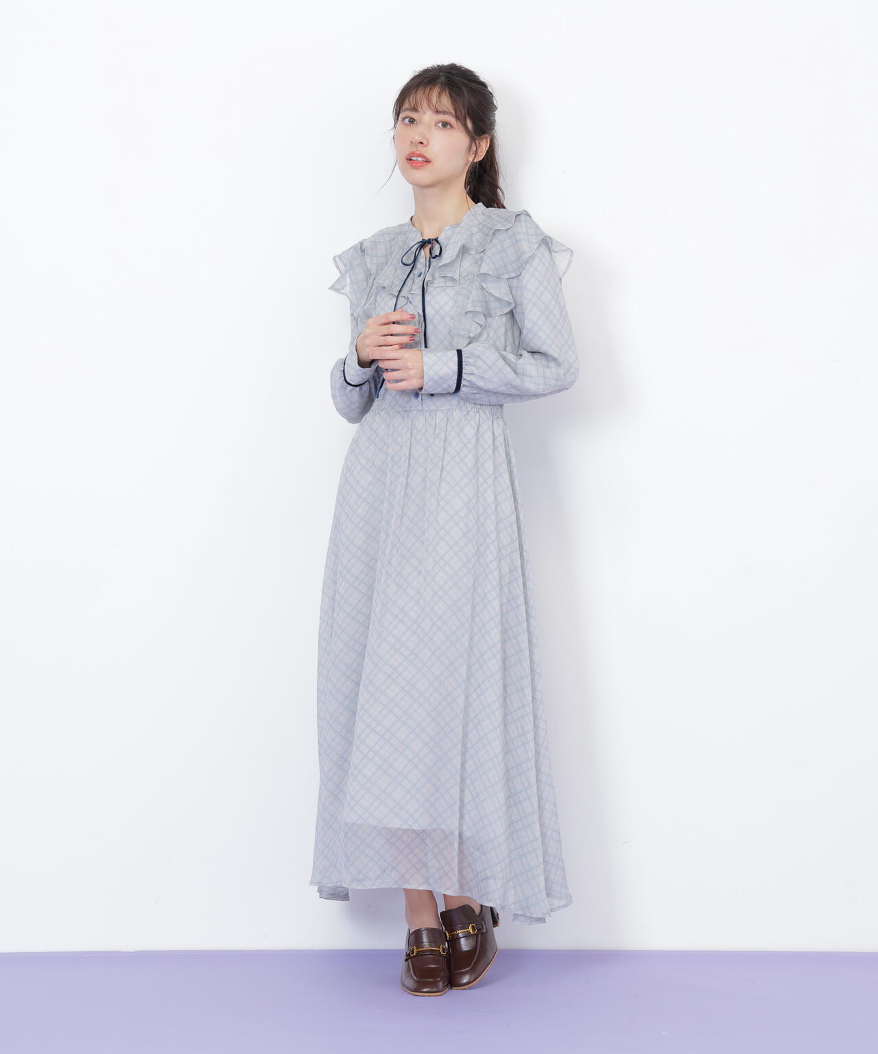 ベロア配色チェックラッフルワンピース