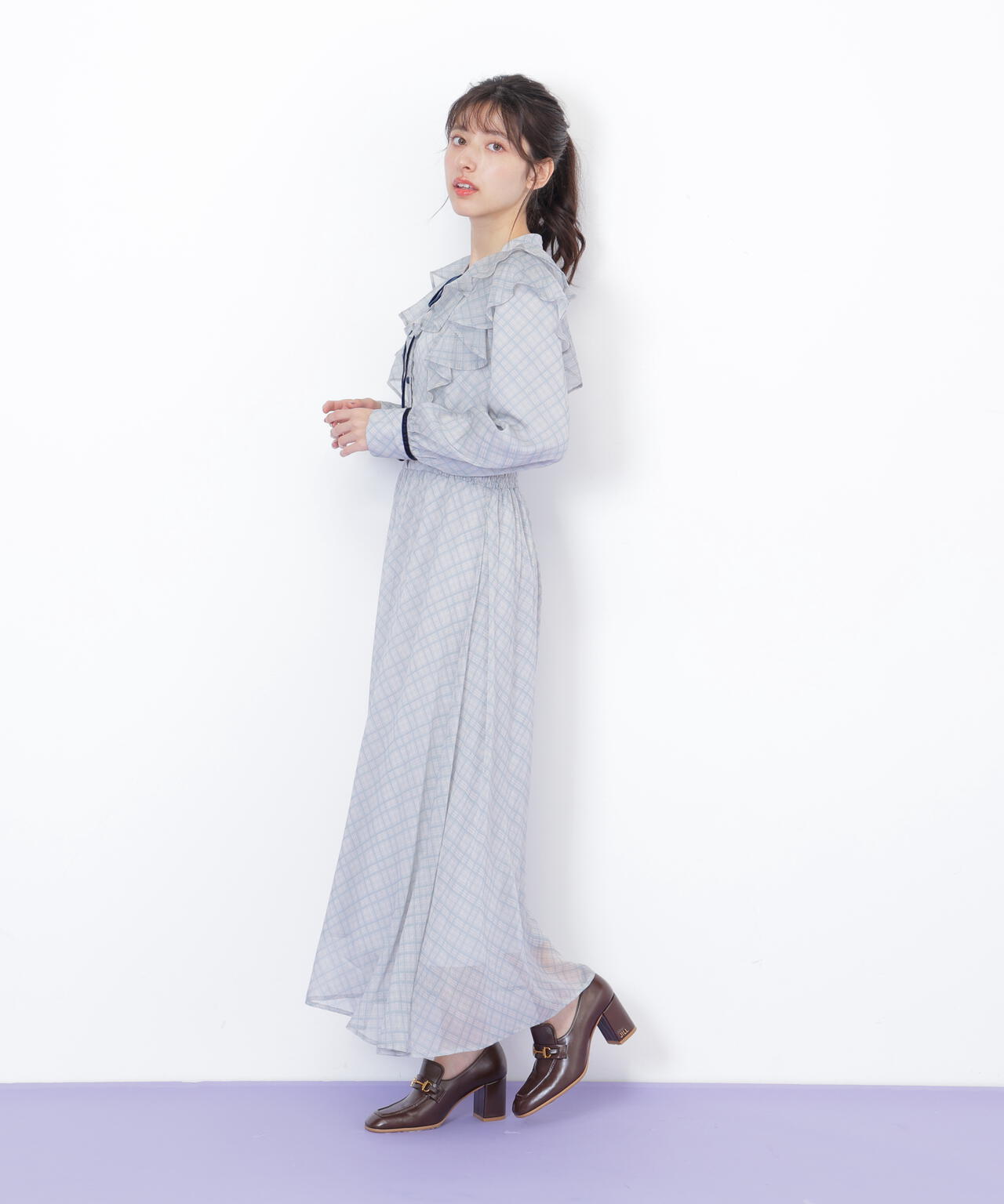 ベロア配色チェックラッフルワンピース