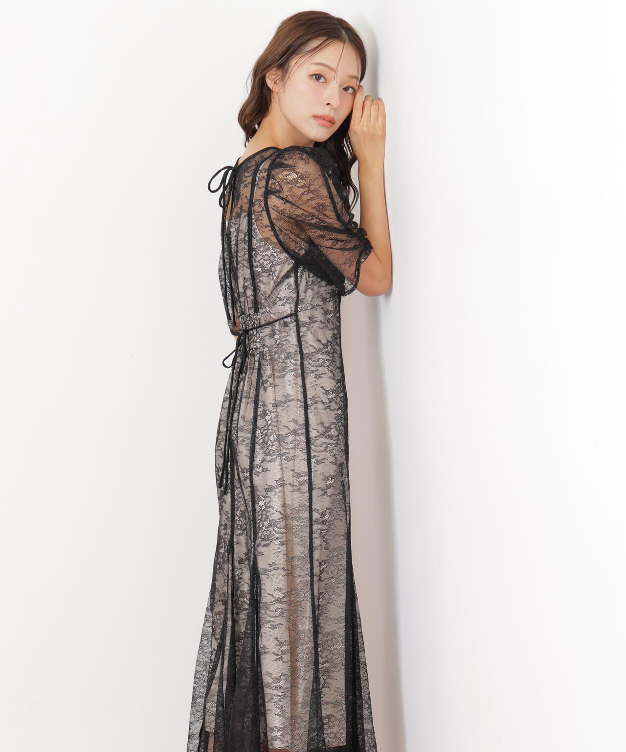 ラメコードレースバイカラードレス