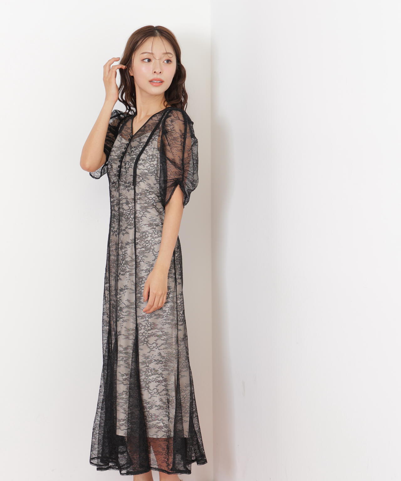 ラメコードレースバイカラードレス