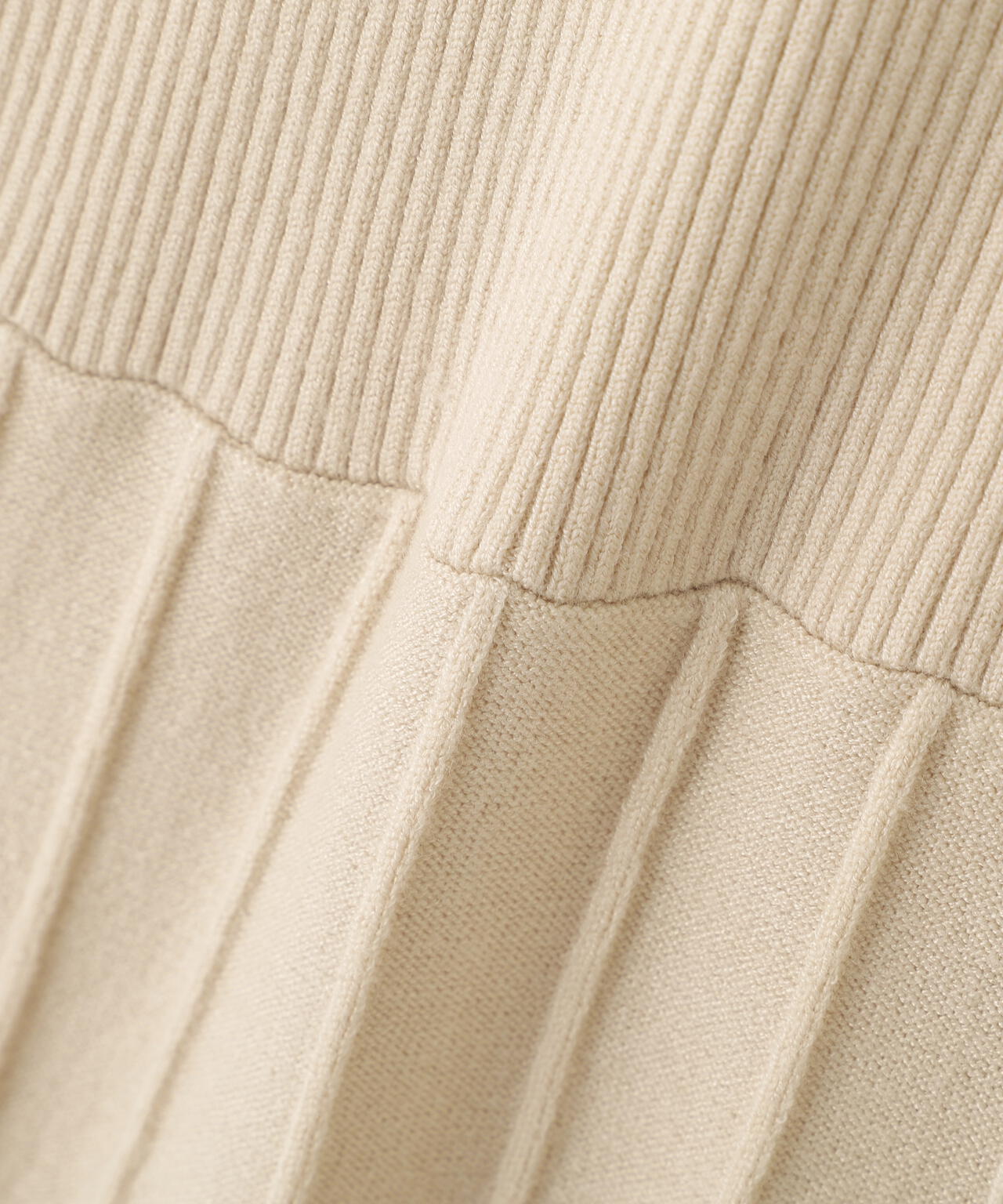 ステッチカラーニットワンピース