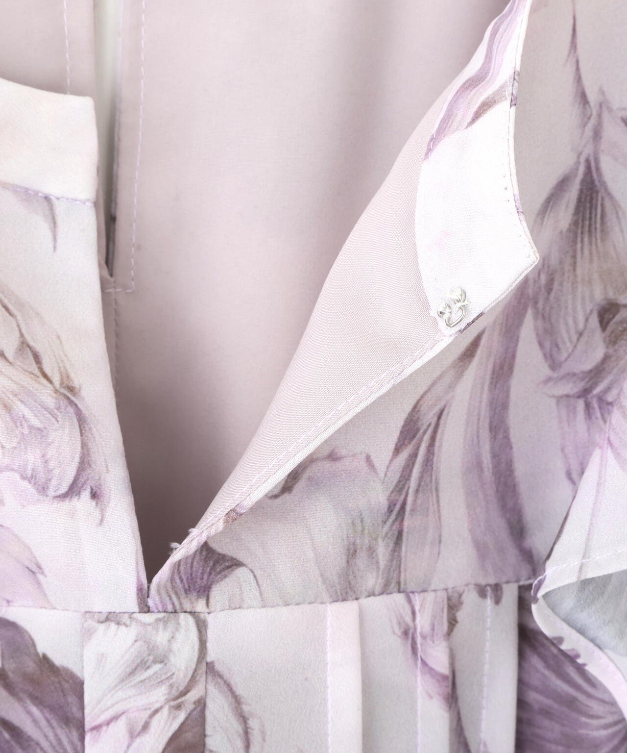 ピンタック花柄ワンピース