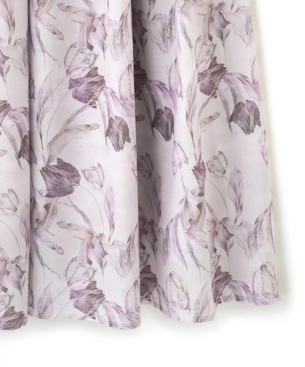 ピンタック花柄ワンピース