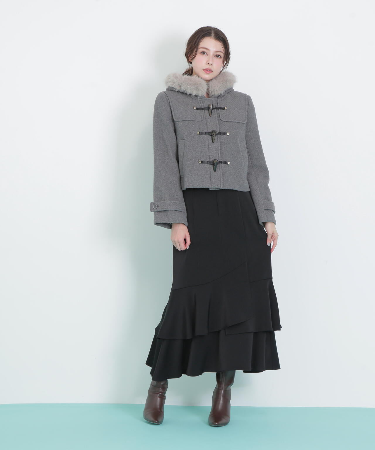 フェイクファー付ショートダッフルコート