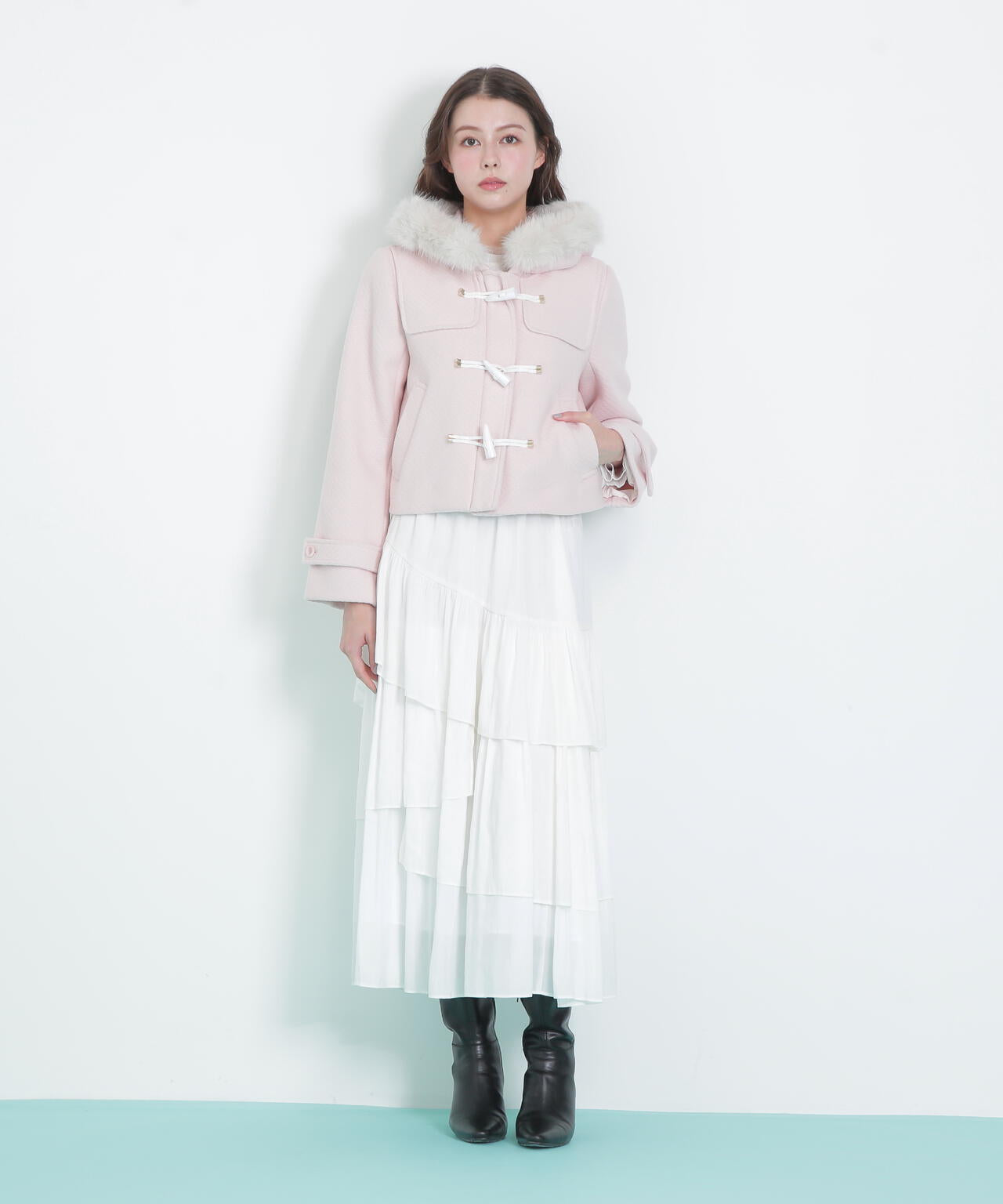 フェイクファー付ショートダッフルコート