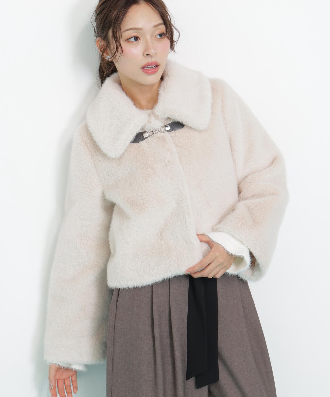 【6/12 10:00~6/15 SPECIAL COUPON 対象商品】フェイクファーショートジャケット