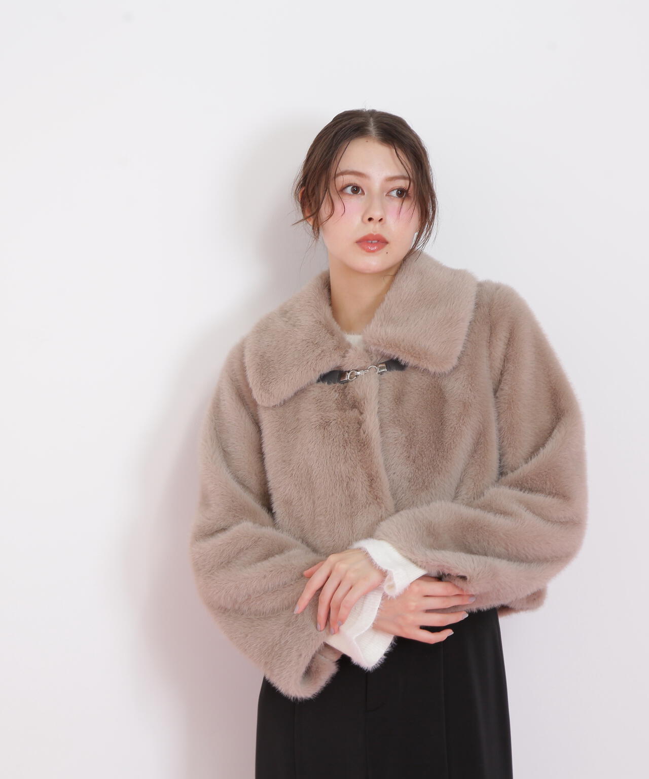 フェイクファーショートジャケット