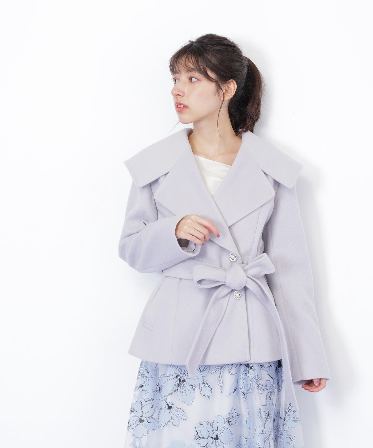 ビジュー釦ビッグカラーショートコート