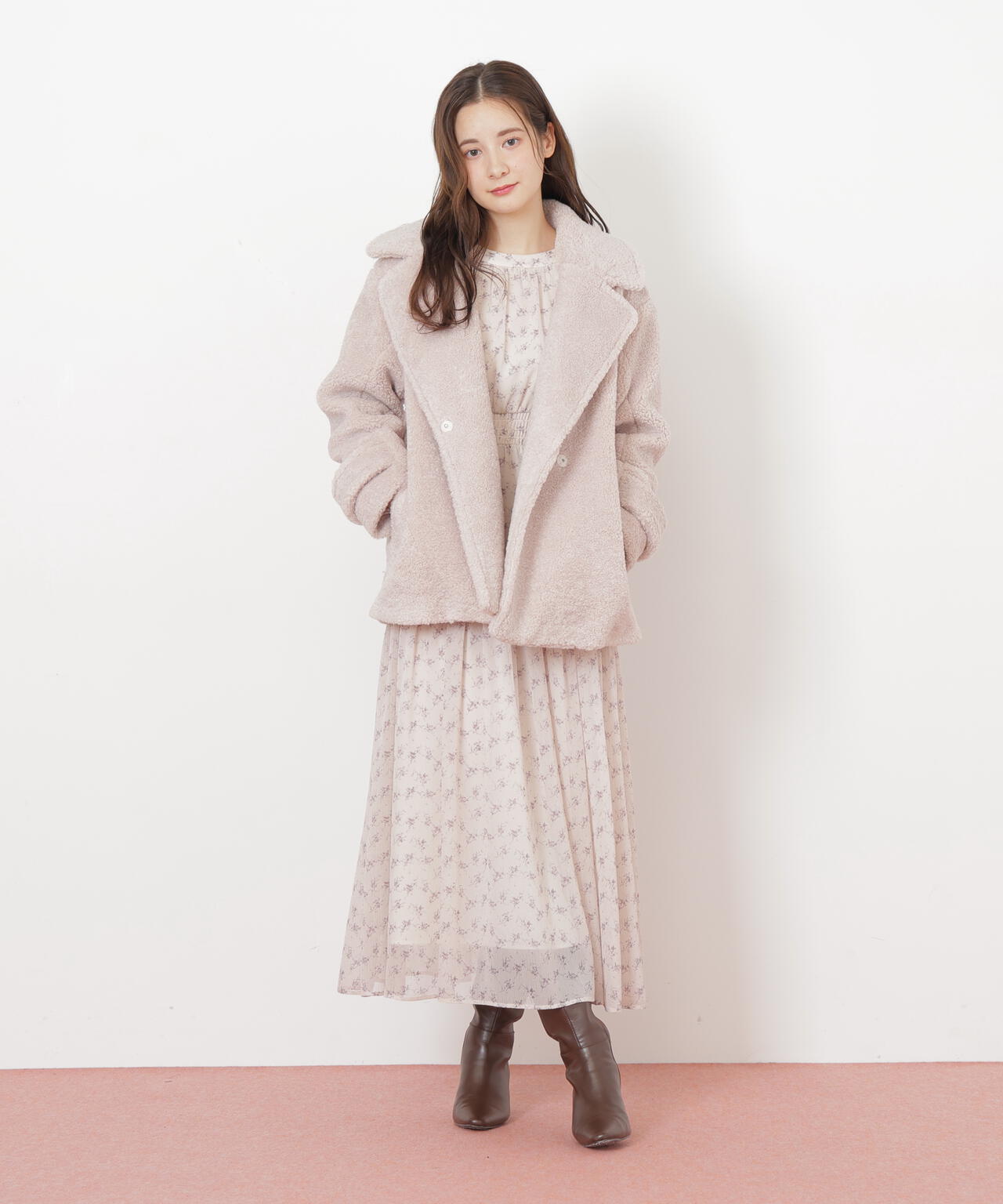 くるくるボアコート