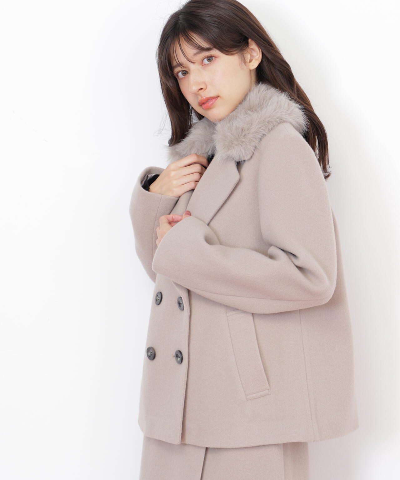 フェイクファー衿付ジャケット