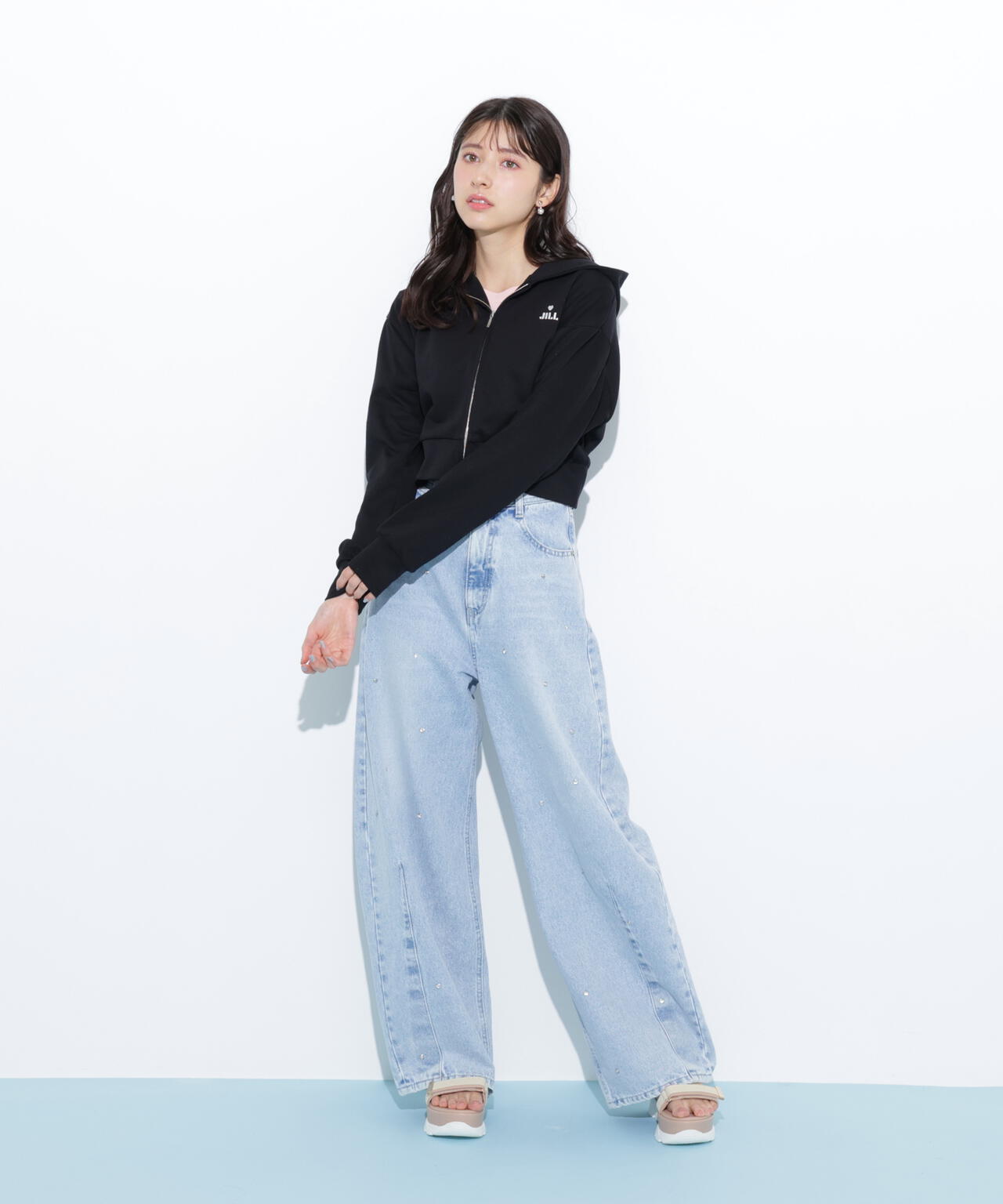 efcd0833-3ced-5cf9-8299-2f8375985138_Image