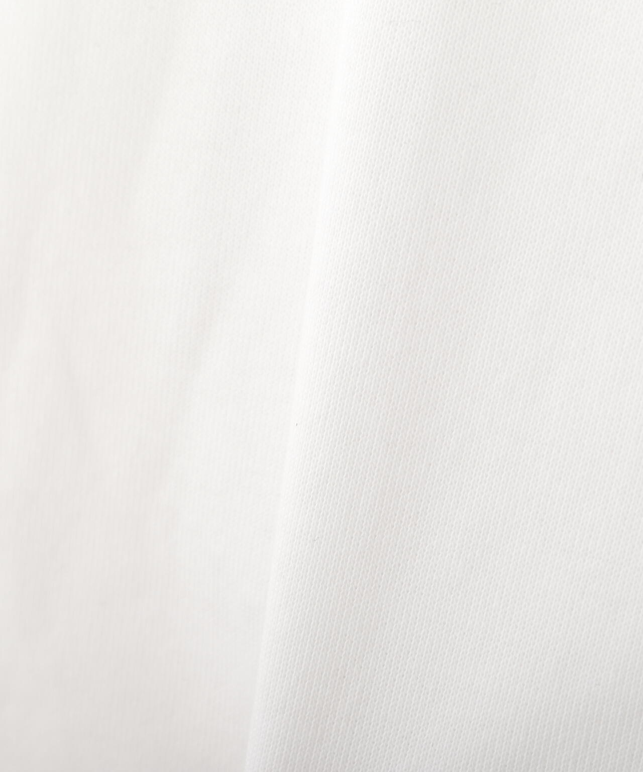 ロゴテープ付パーカー