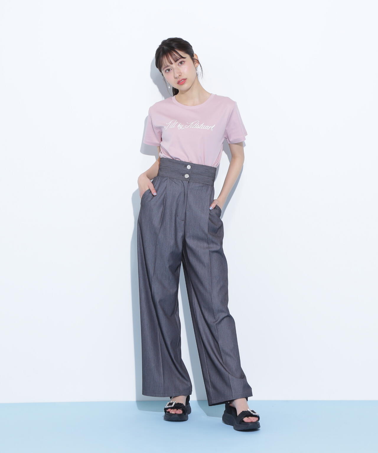 レタリングロゴTシャツ