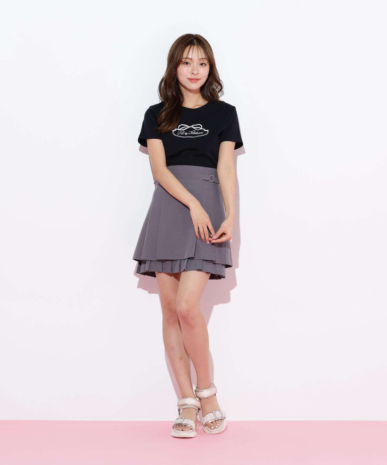 オーガニックコットンリボンフレームロゴTシャツ