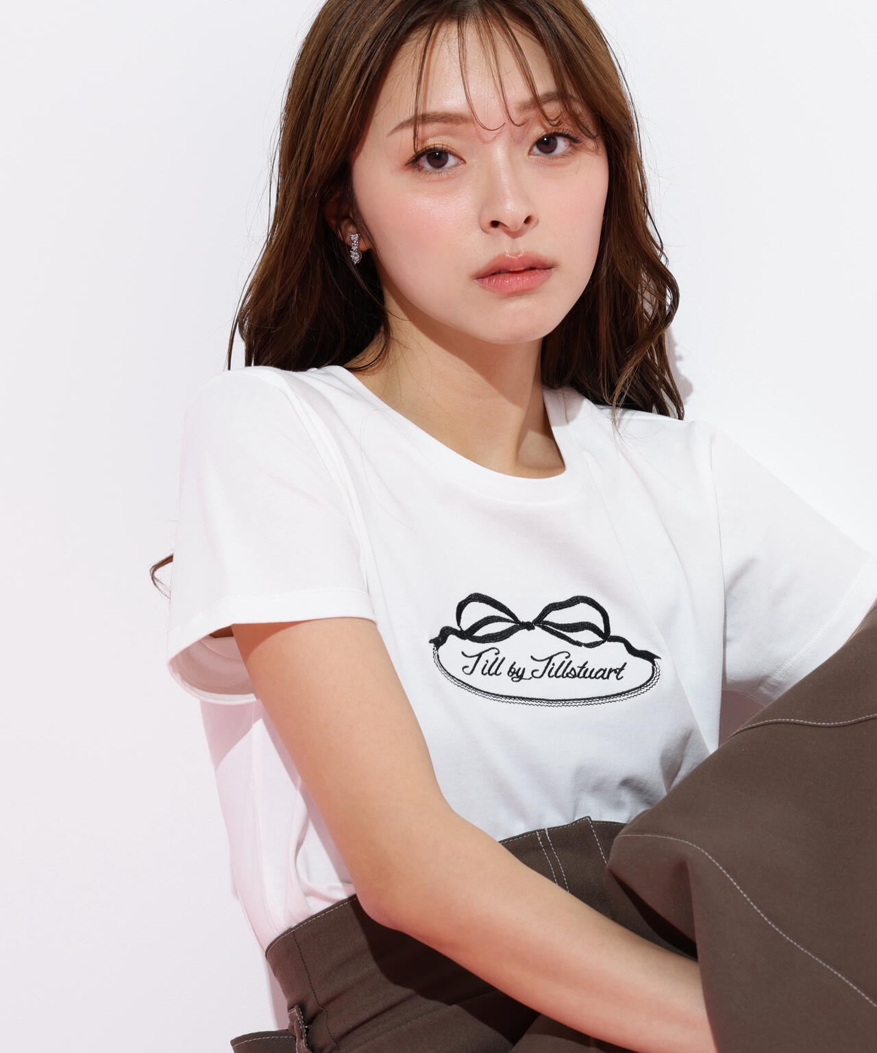 オーガニックコットンリボンフレームロゴTシャツ