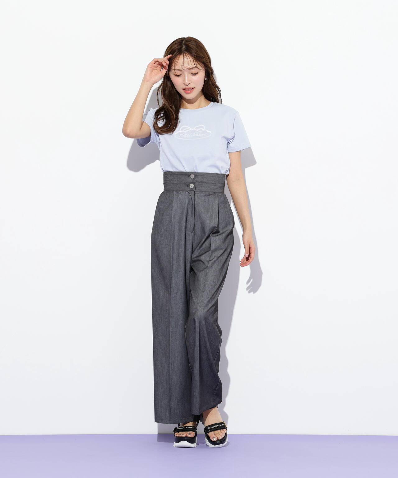 オーガニックコットンリボンフレームロゴTシャツ