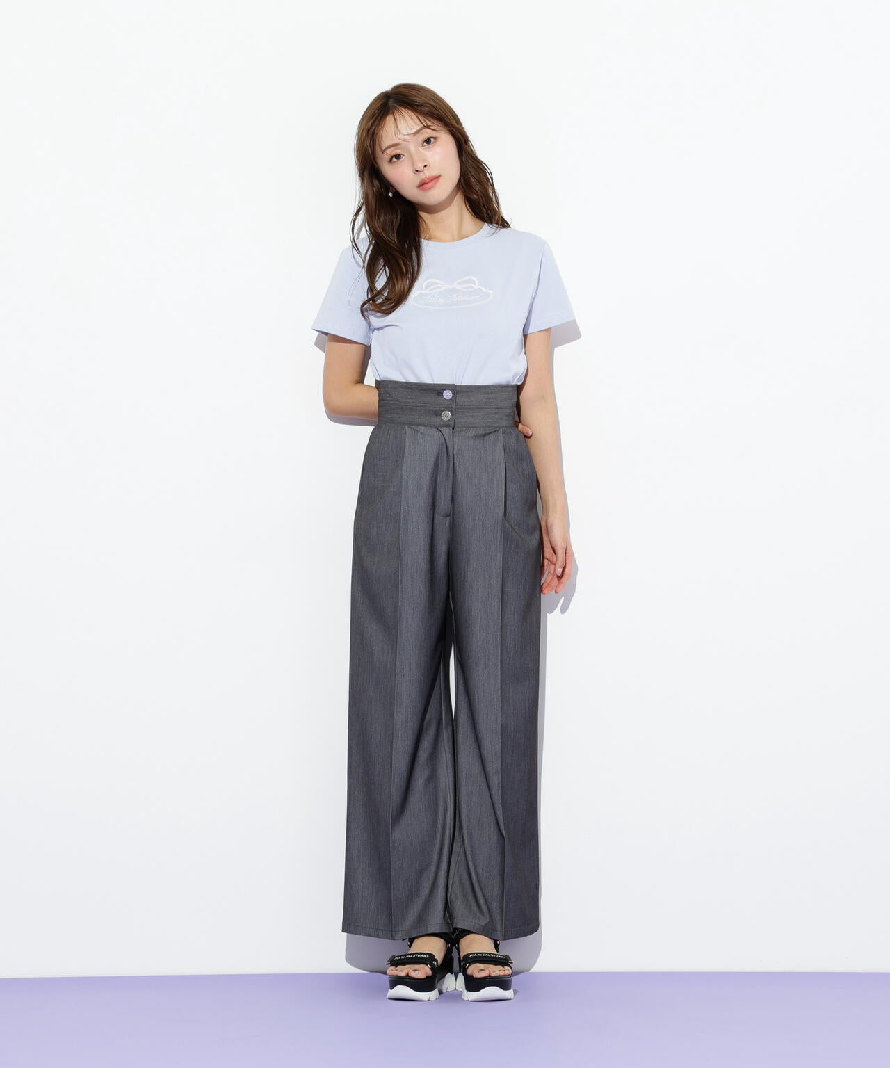 オーガニックコットンリボンフレームロゴTシャツ