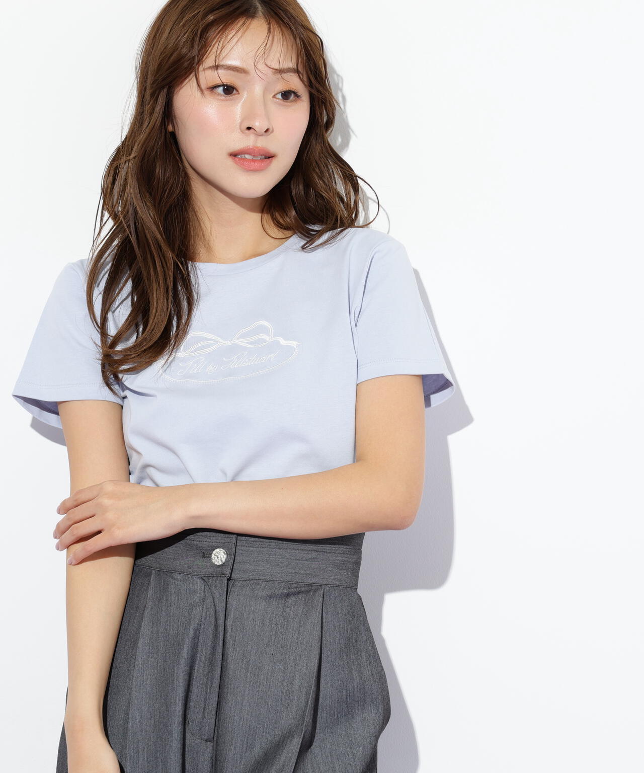 オーガニックコットンリボンフレームロゴTシャツ