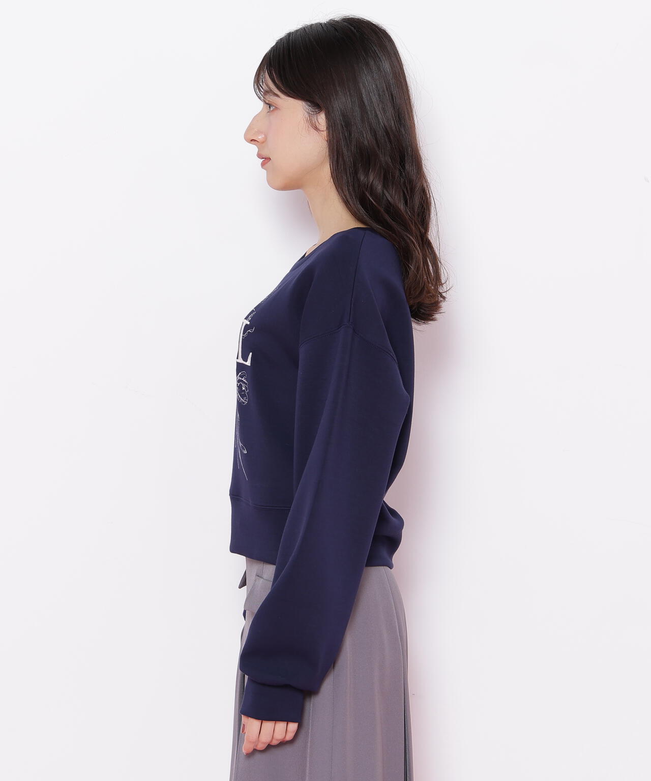 リボンブーケロゴ刺繍スウェット