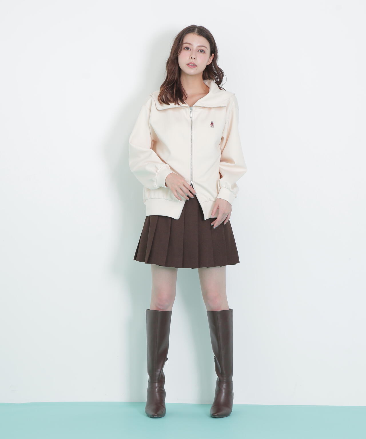 <BEARシリーズ>ビッグフードパーカー