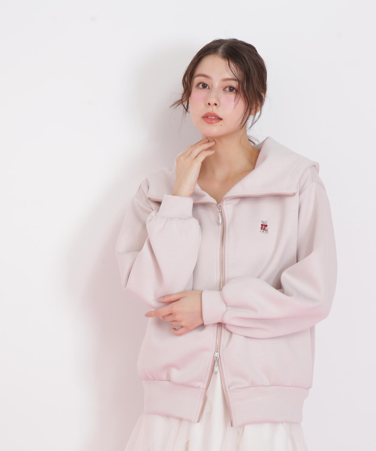 <BEARシリーズ>ビッグフードパーカー