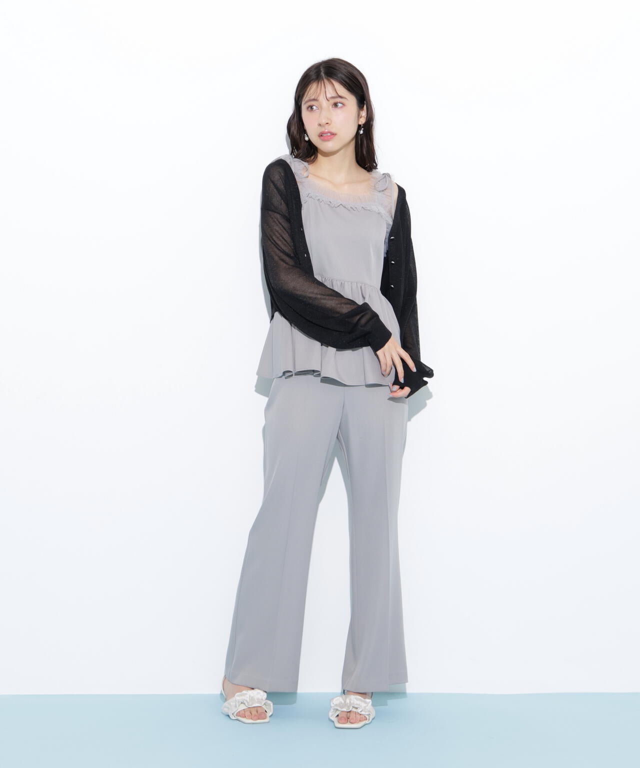 シャイニーシアーカーディガン