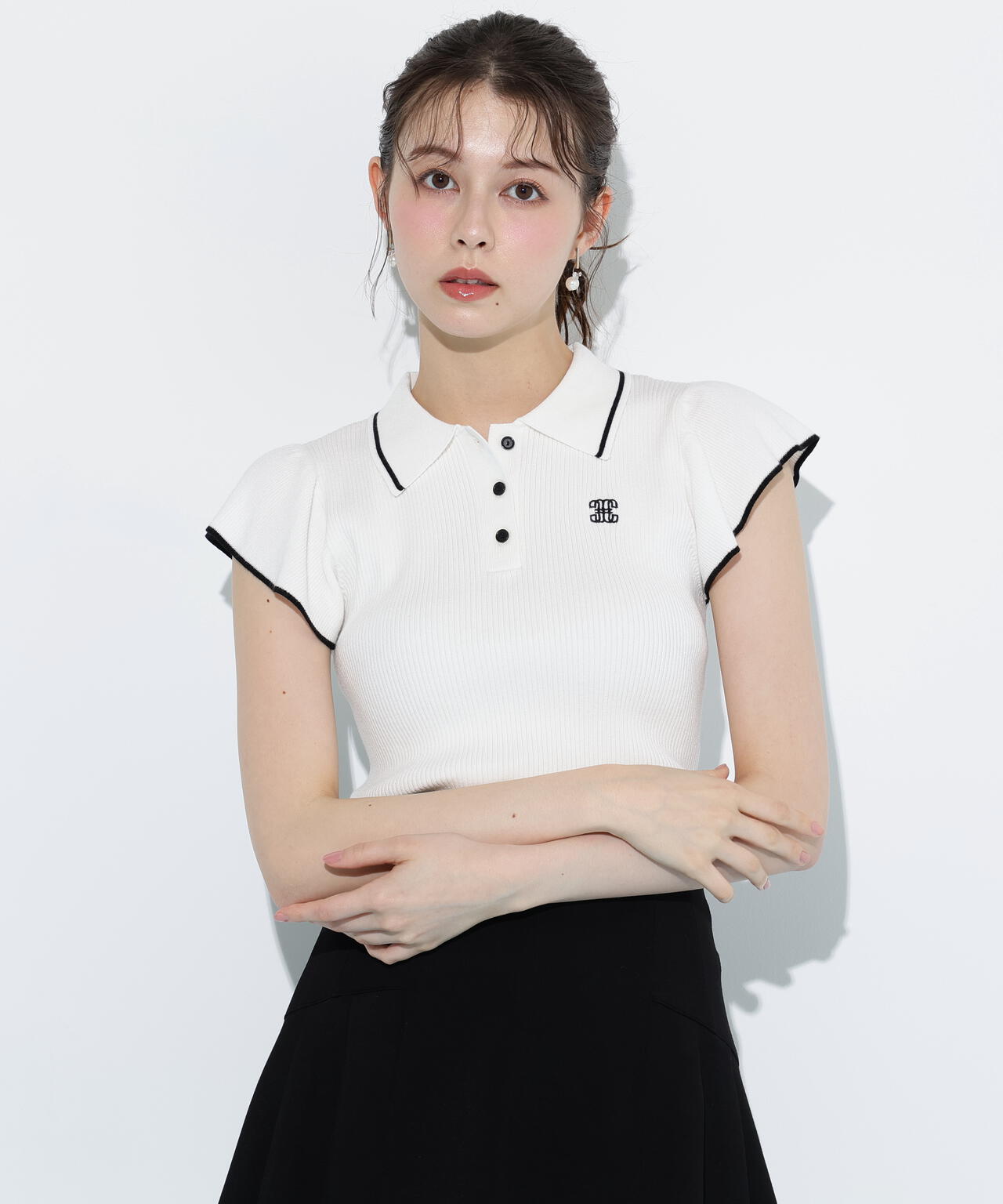 フリル袖ポロニット