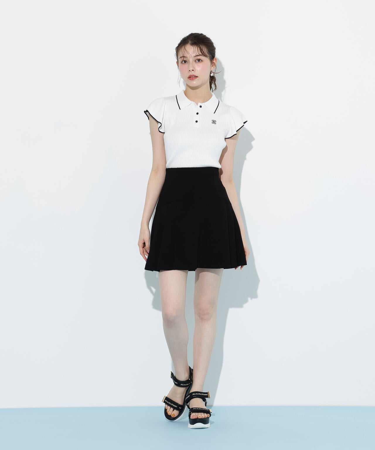 フリル袖ポロニット