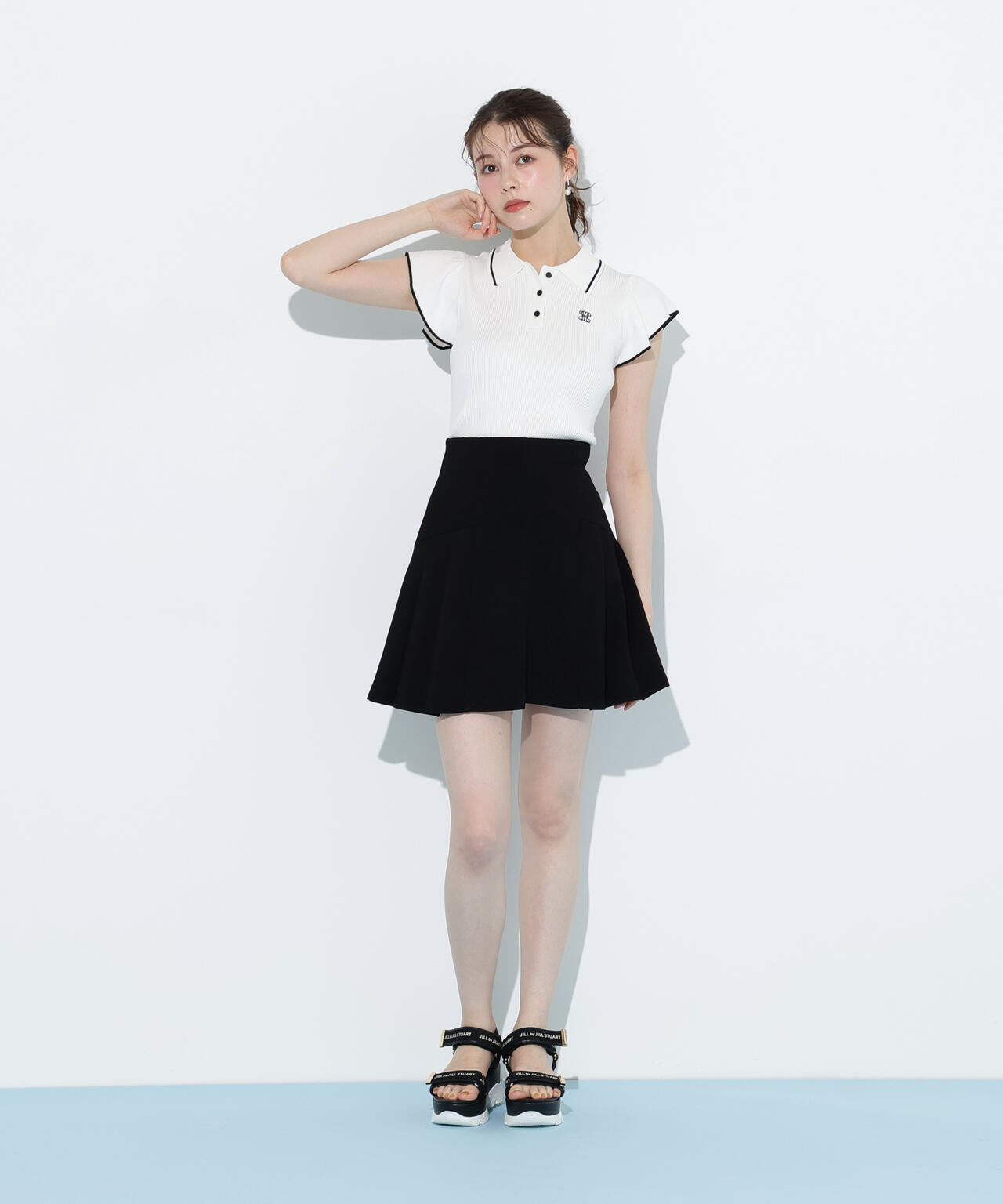 フリル袖ポロニット