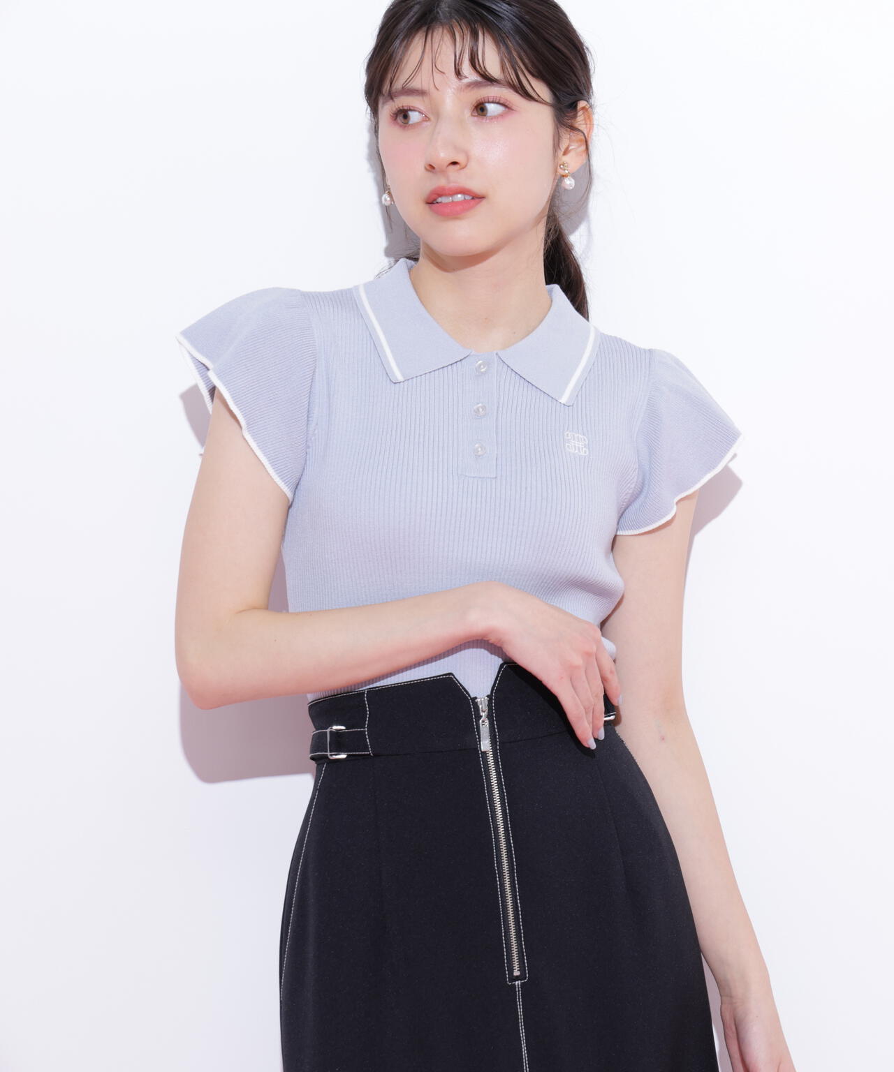 フリル袖ポロニット