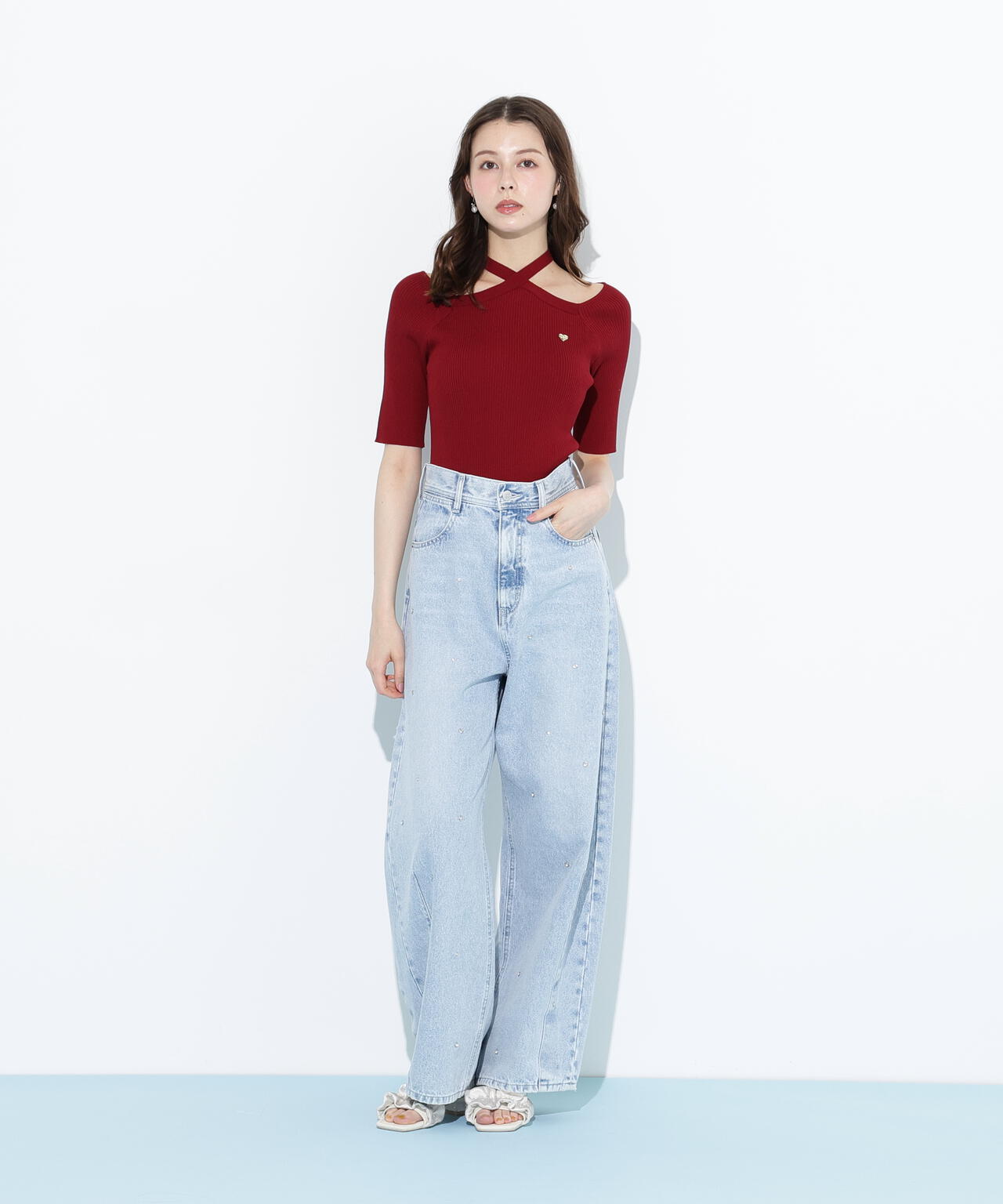 ホルターネックニットトップス