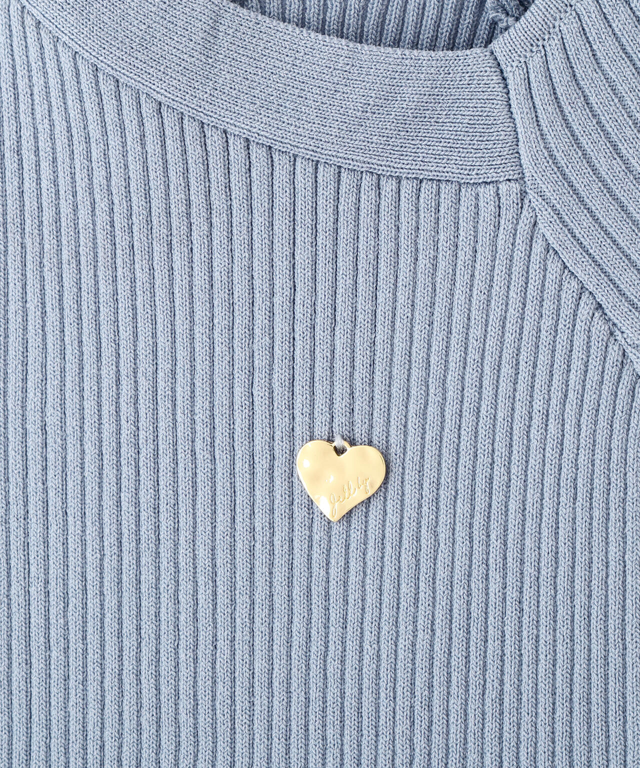 ホルターネックニットトップス