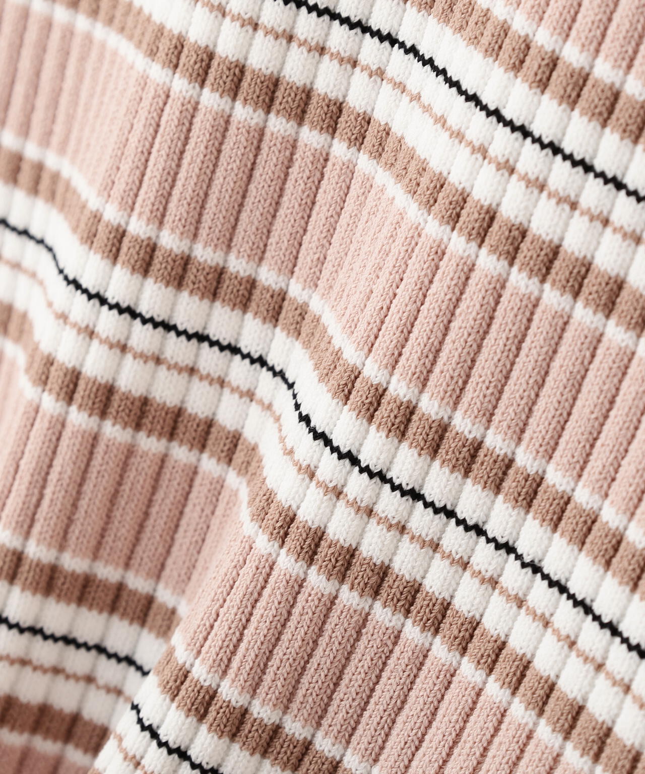 マルチボーダーニット