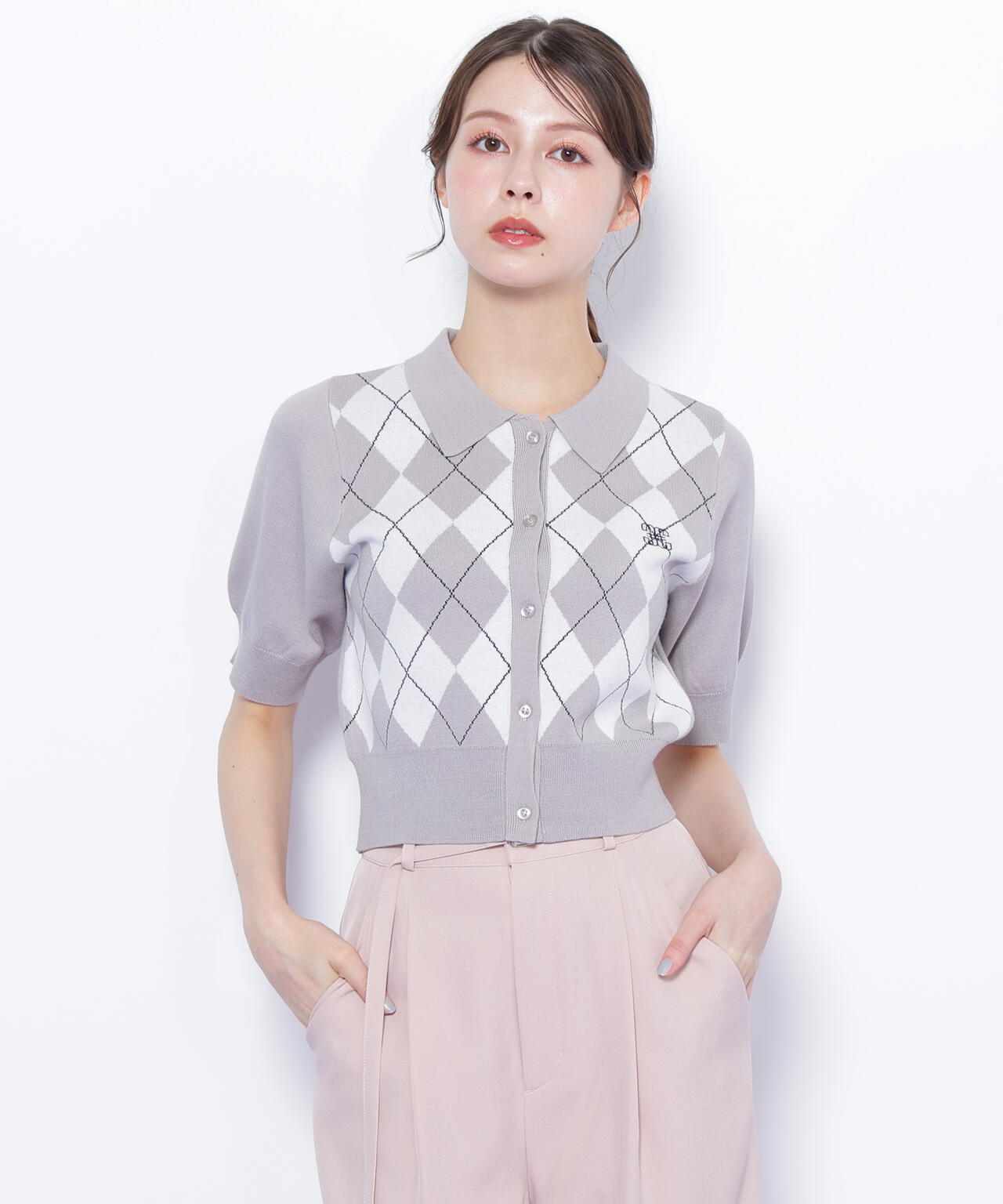 ポロ衿アーガイルニット