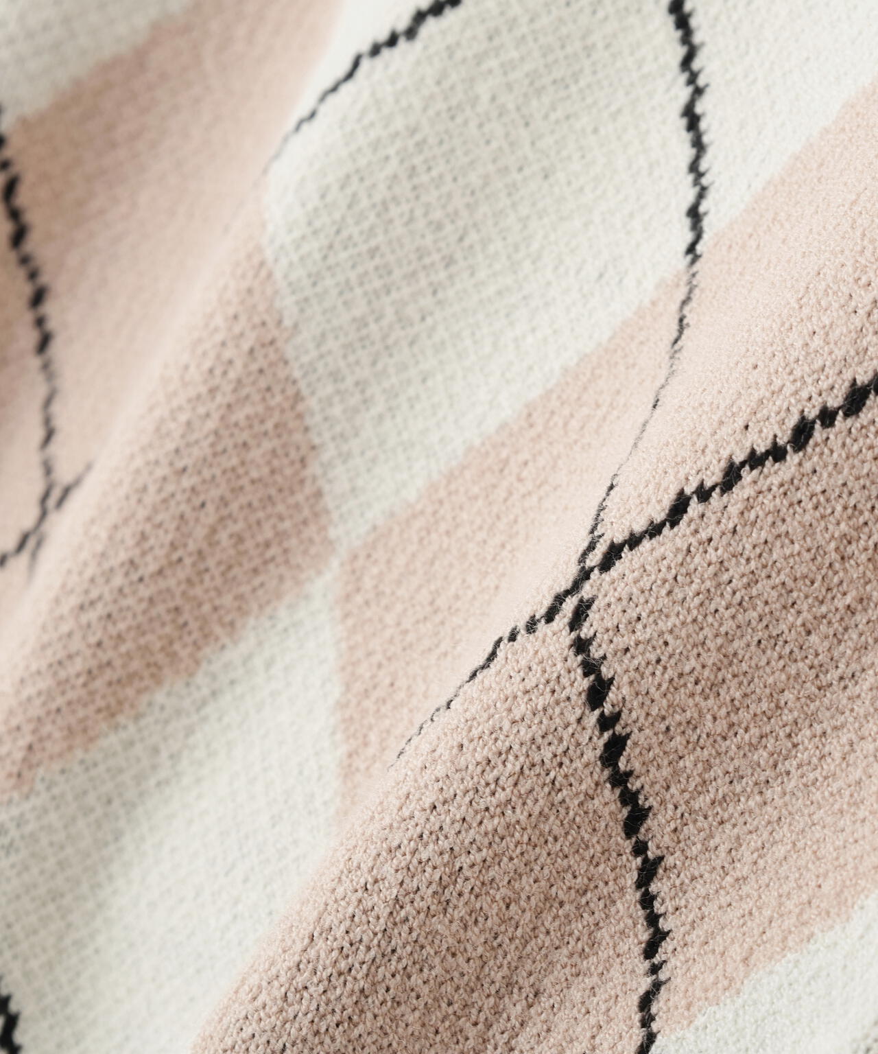 ポロ衿アーガイルニット