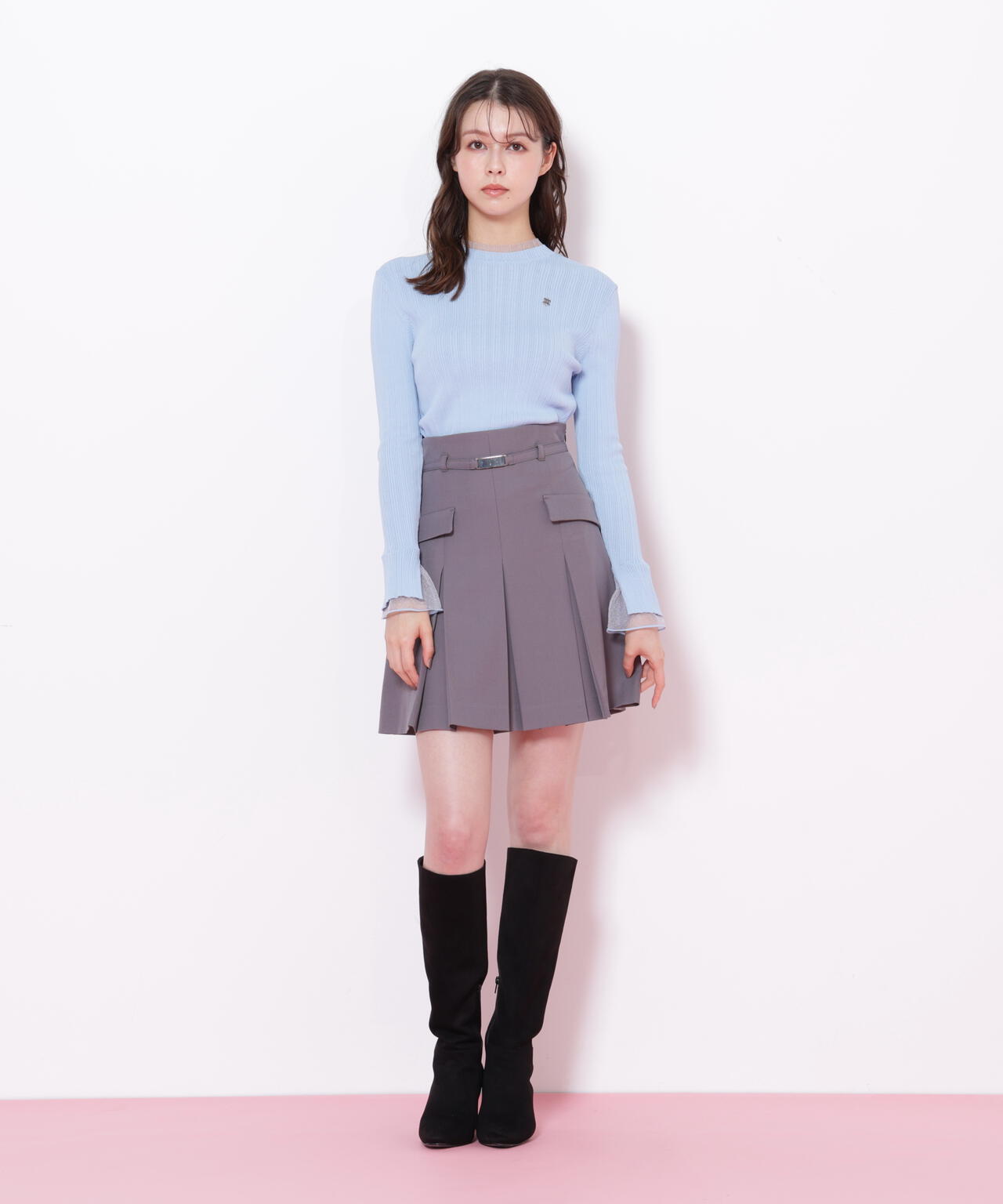 シアーフリルニット