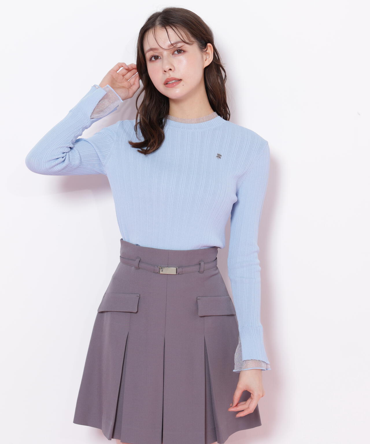 シアーフリルニット