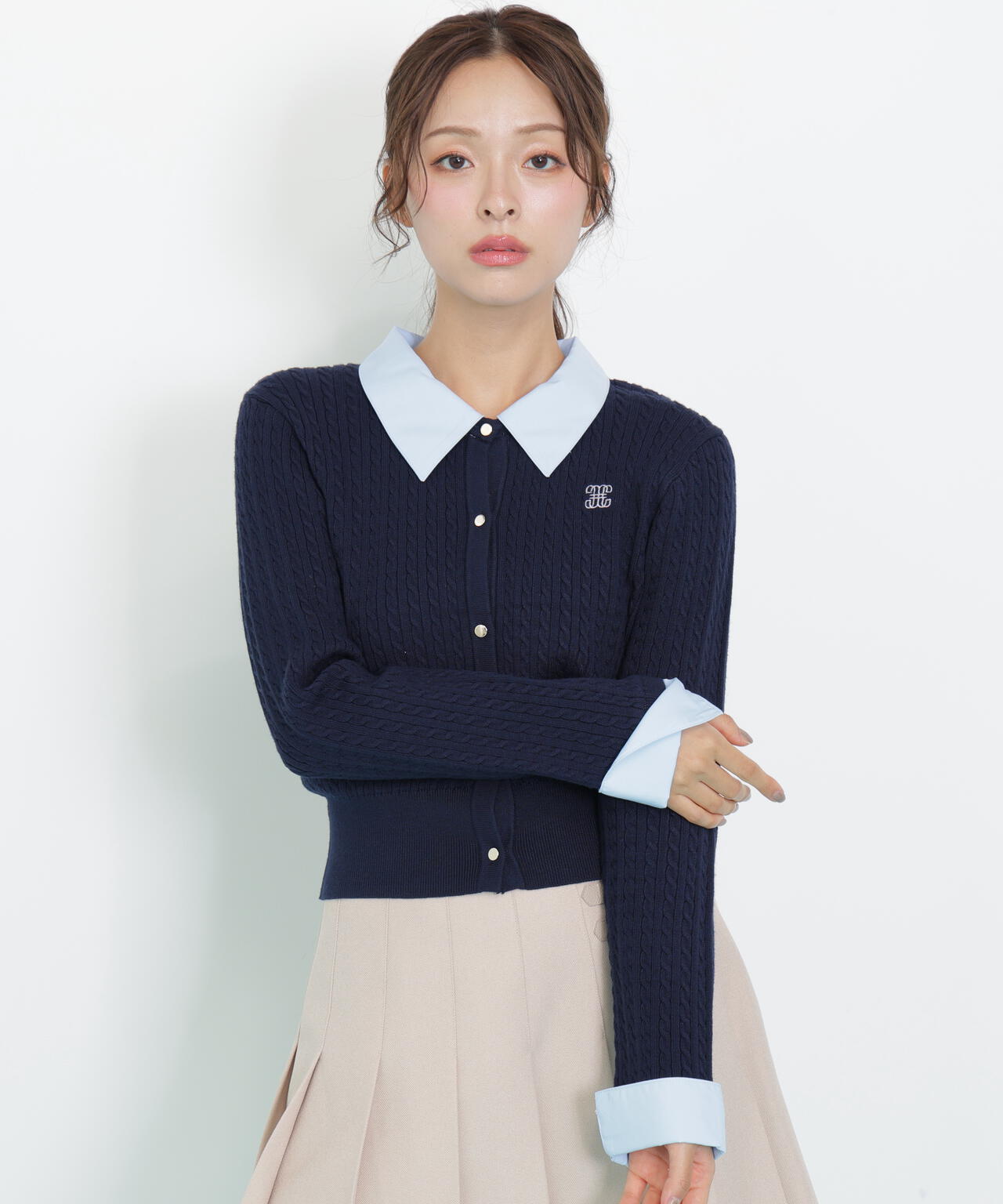 衿付きミニケーブルカーディガン