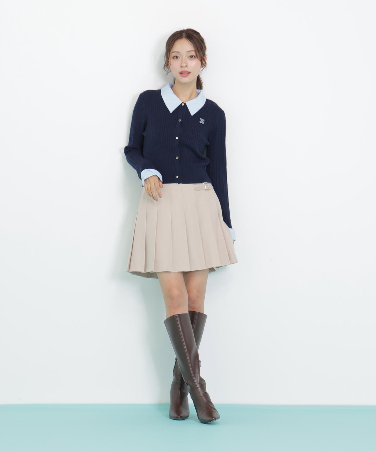 衿付きミニケーブルカーディガン