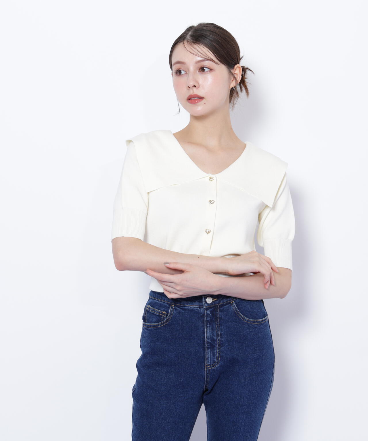 半袖ビッグカラーデザイン釦ニット