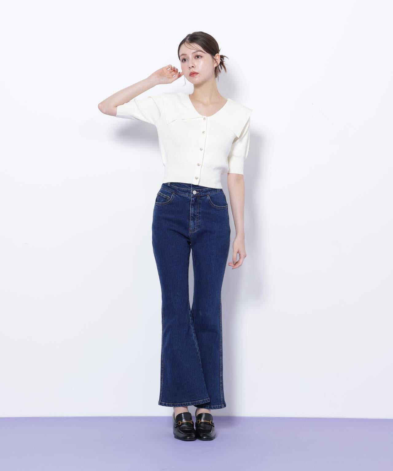 半袖ビッグカラーデザイン釦ニット